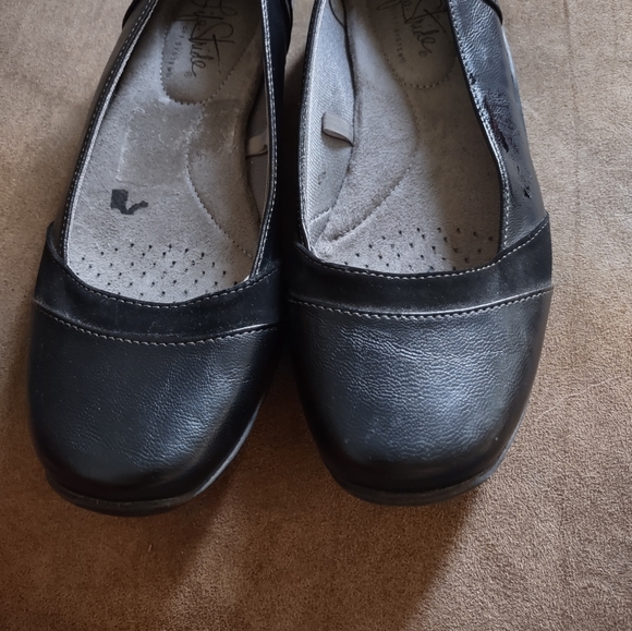 Lifestride black dress shoes - Picture 2 of 9